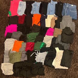 Massive clothing / shoes lot includes over 60 pieces